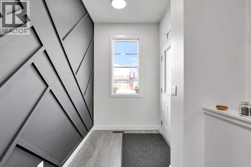 117 Ambleton Drive NW - Photo 4 of 40, Calgary, Alberta