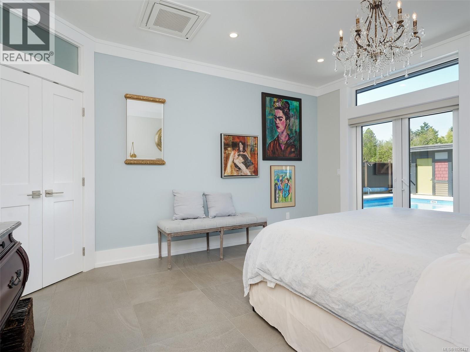  1096 Maple Road, North Saanich