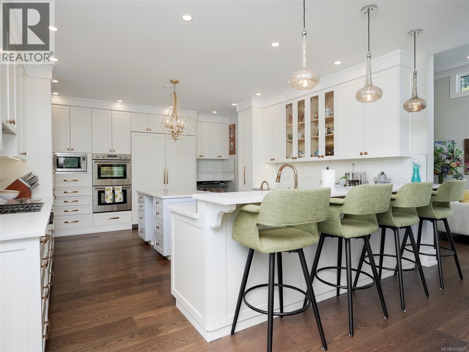  1096 Maple Road, North Saanich