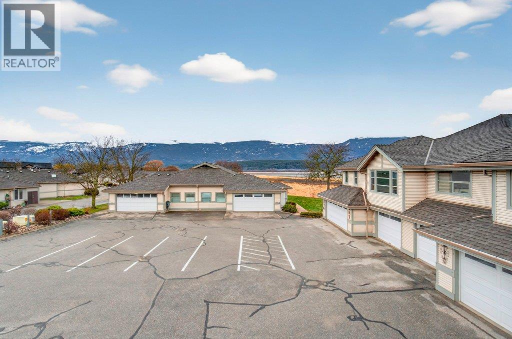111 Harbourfront Drive NW Unit# 2, Salmon Arm