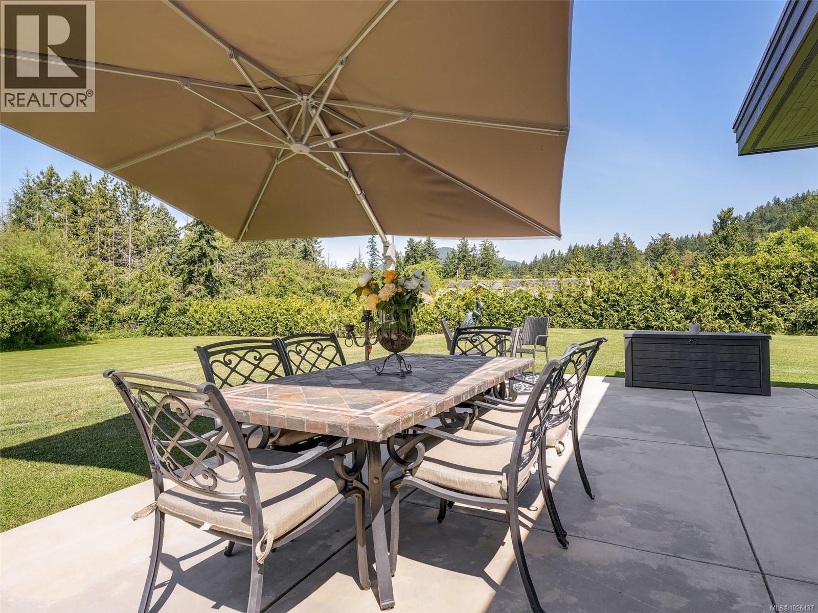  1096 Maple Road, North Saanich