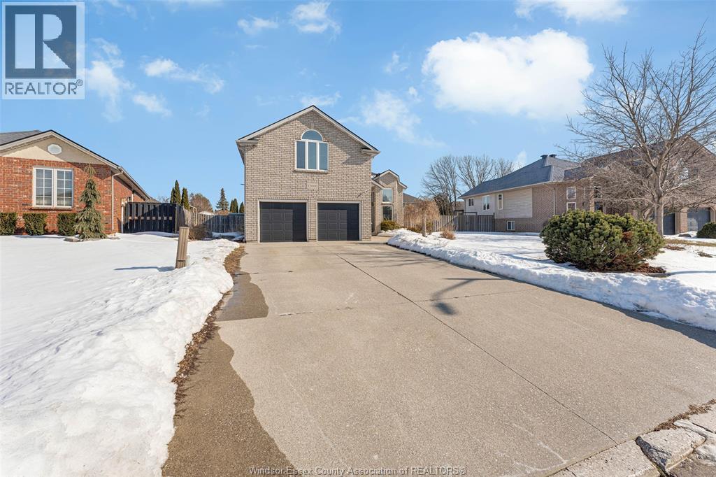 12006 SHIFF DRIVE - Photo 2 of 44, Tecumseh, Ontario