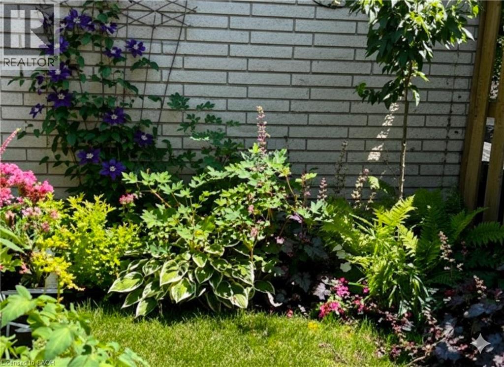 2258 UPPER MIDDLE Road Unit# 4, Burlington, Ontario, L7P2Z9 — Photo 33