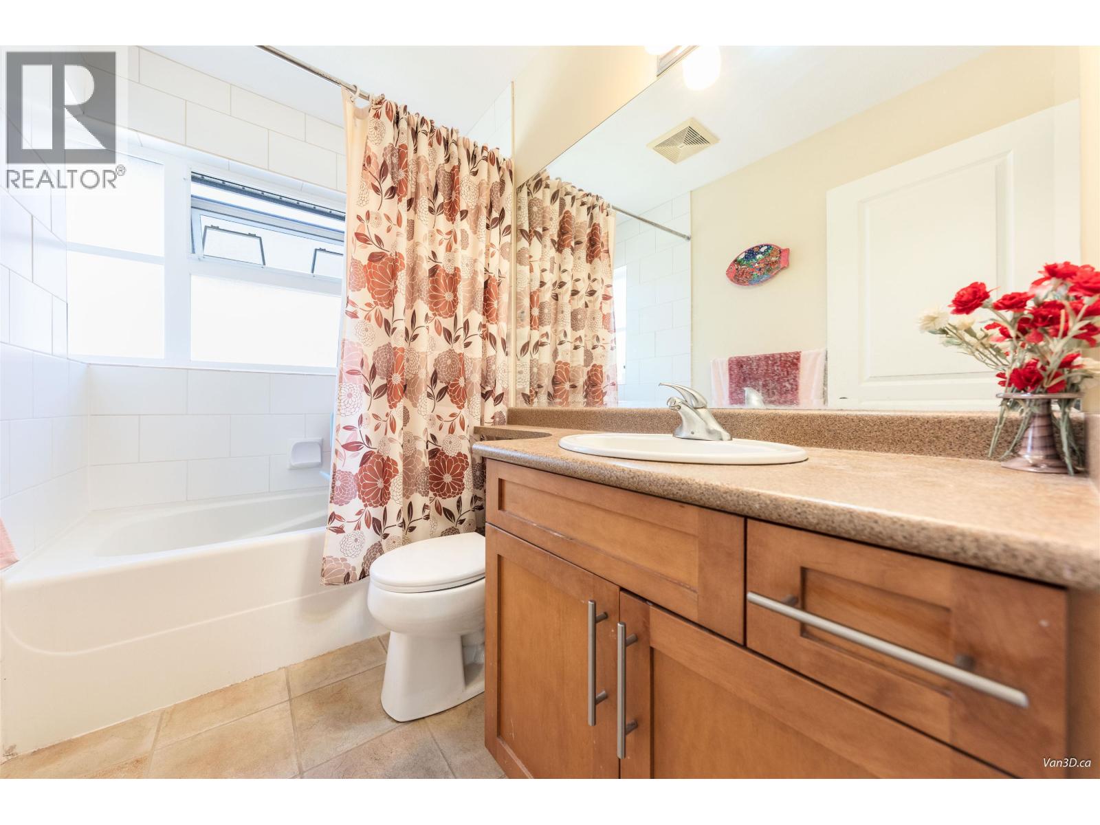 15 3150 SUNNYHURST ROAD, North Vancouver