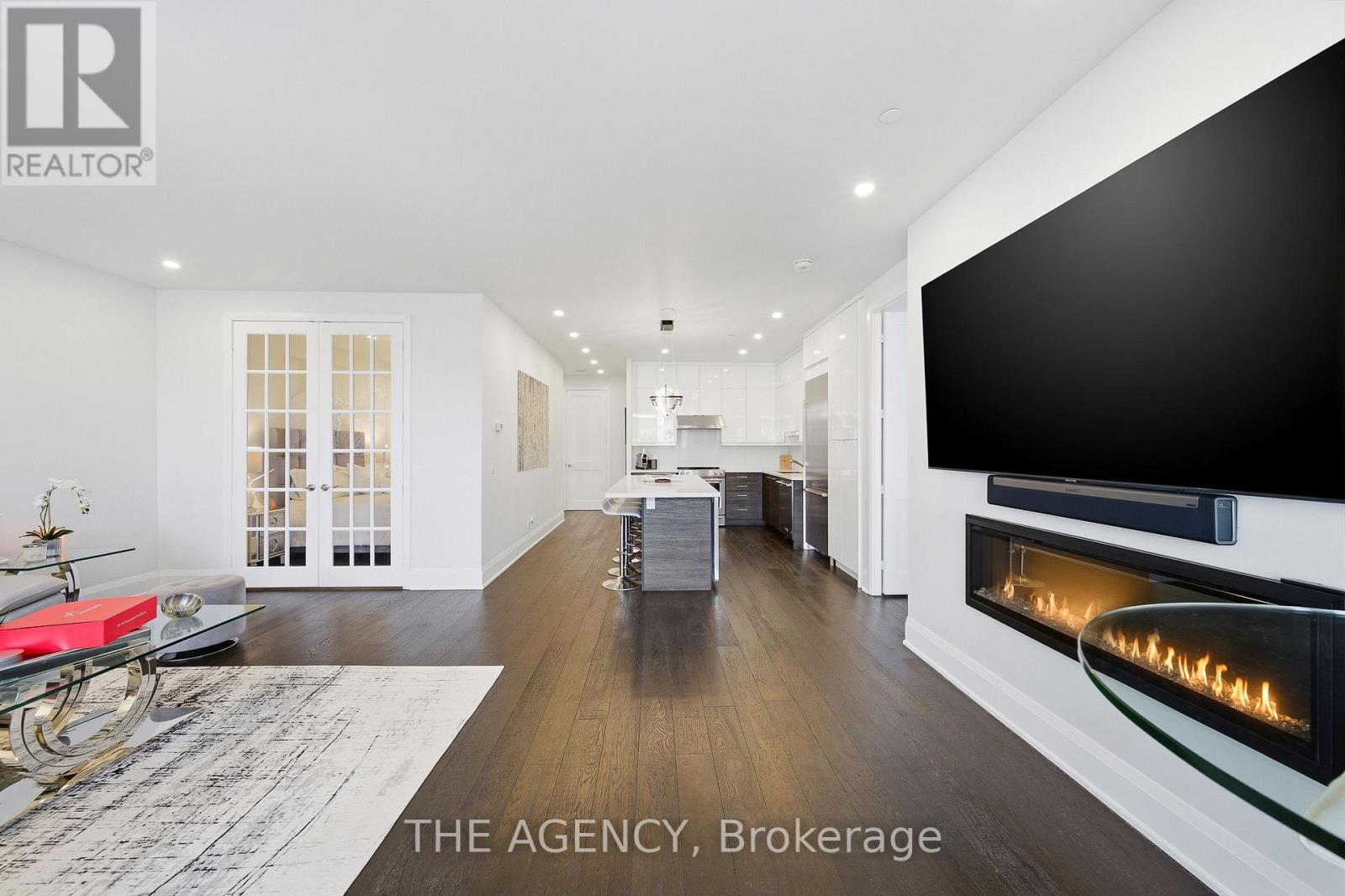 #604 90 ORCHARD POINT ROAD - 17