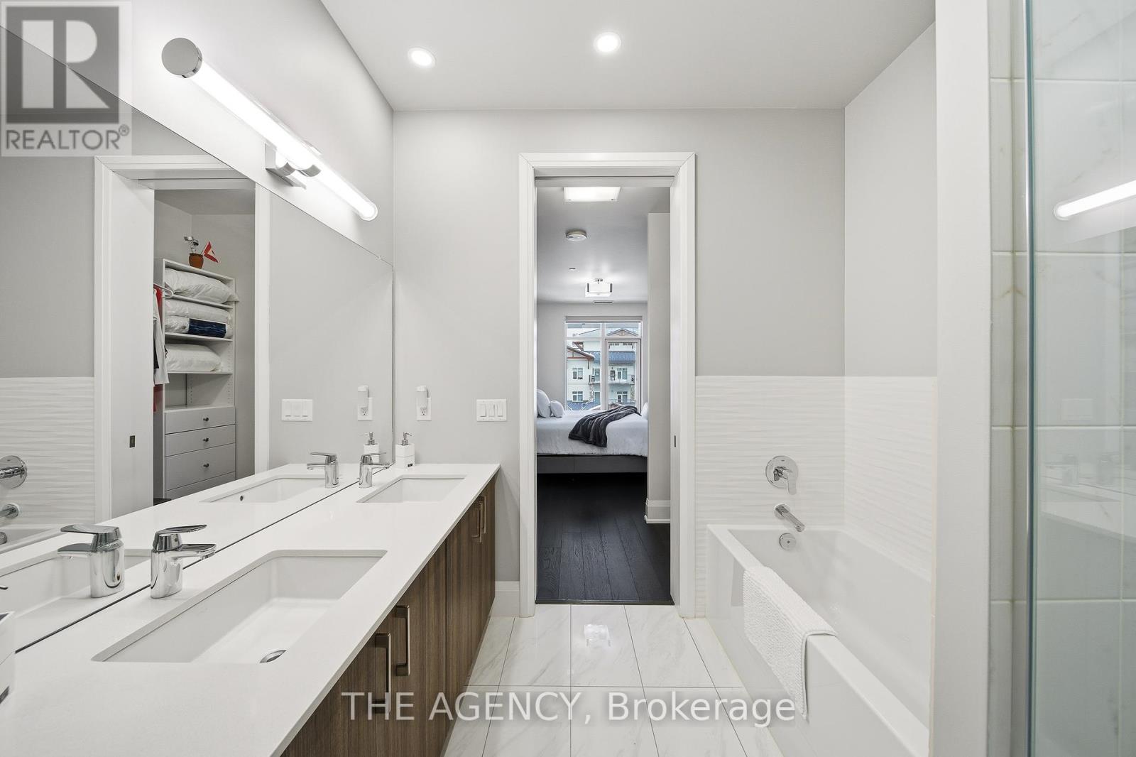 #604 90 ORCHARD POINT ROAD - 22