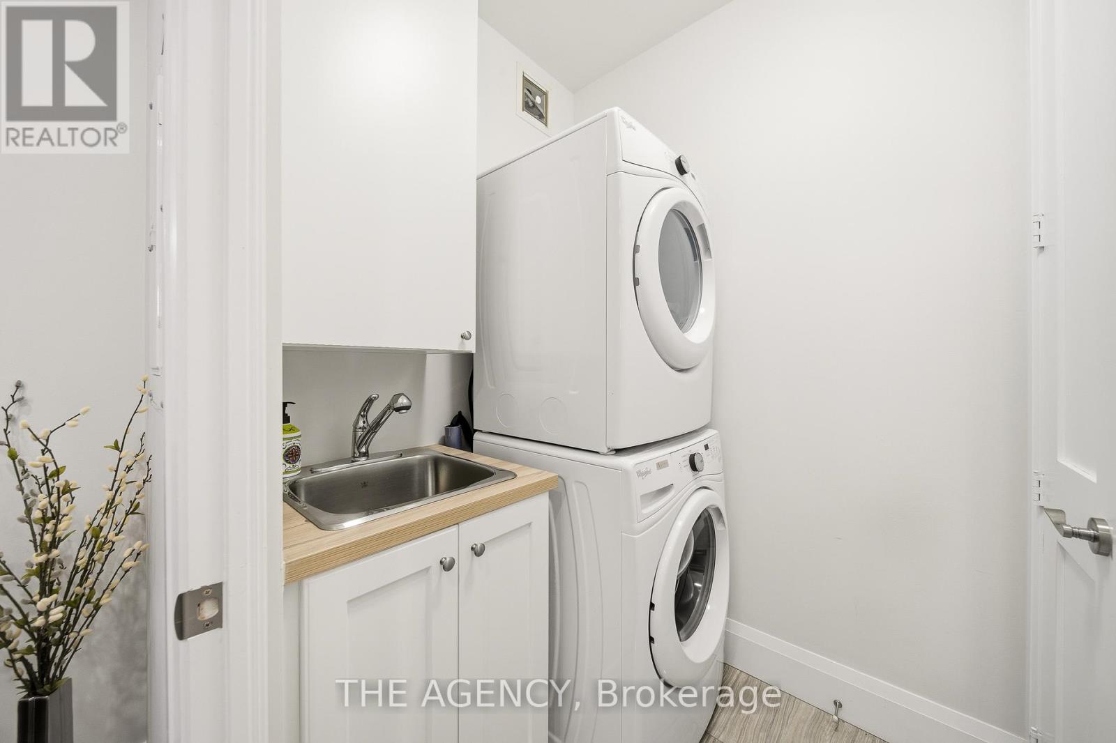 #604 90 ORCHARD POINT ROAD - 26