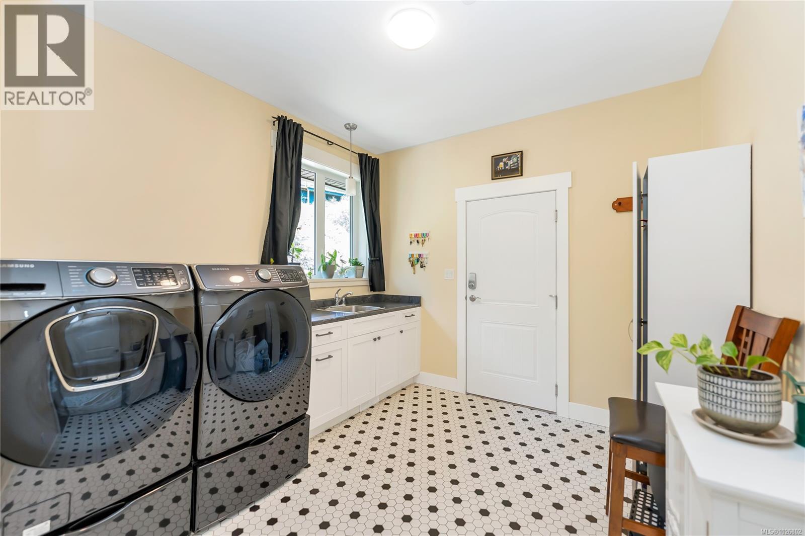 4101 Ridgeline Dr, Shawnigan Lake