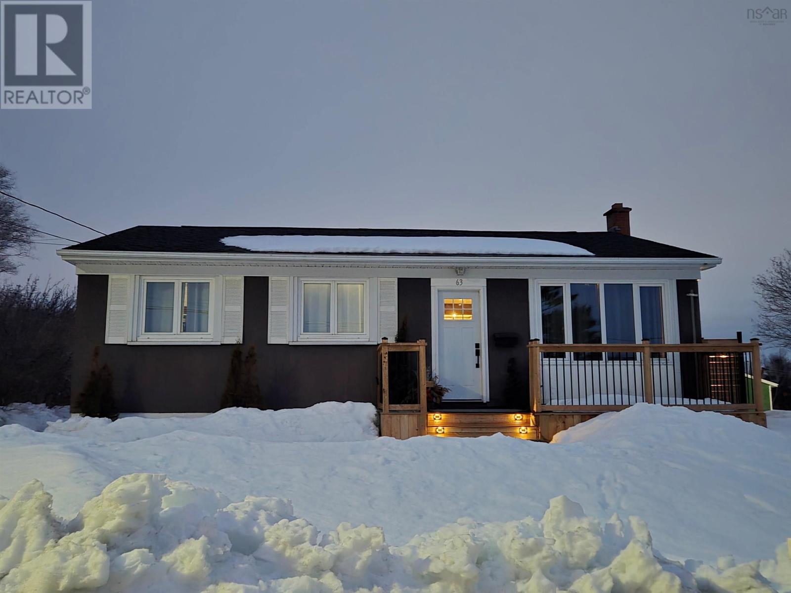 Property photo of 63 LEESIDE DRIVE