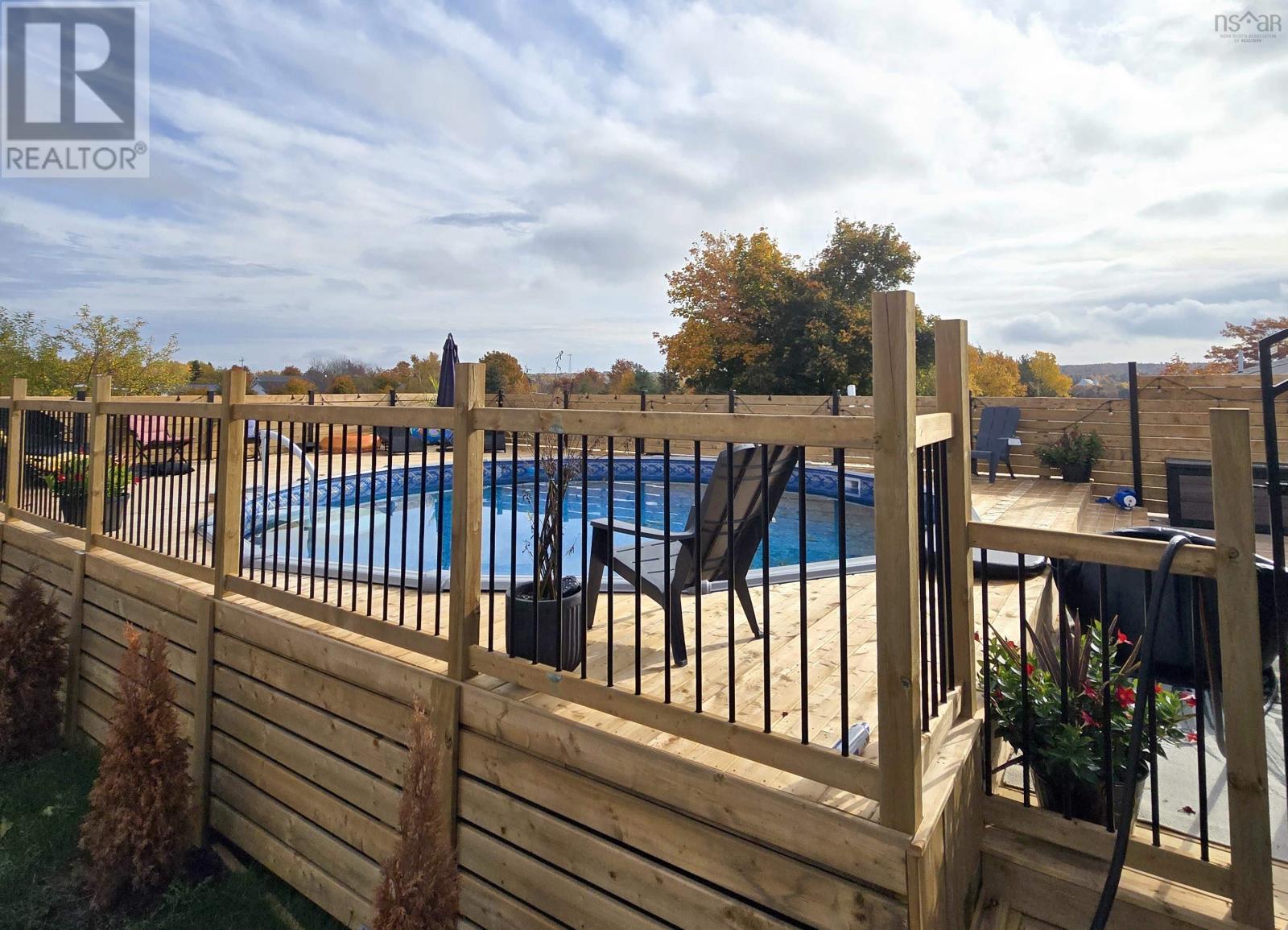 Property 3 of 38 of 63 LEESIDE DRIVE