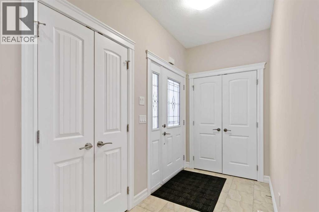 164 Dixon Road - Photo 3 of 48, Fort McMurray, Alberta