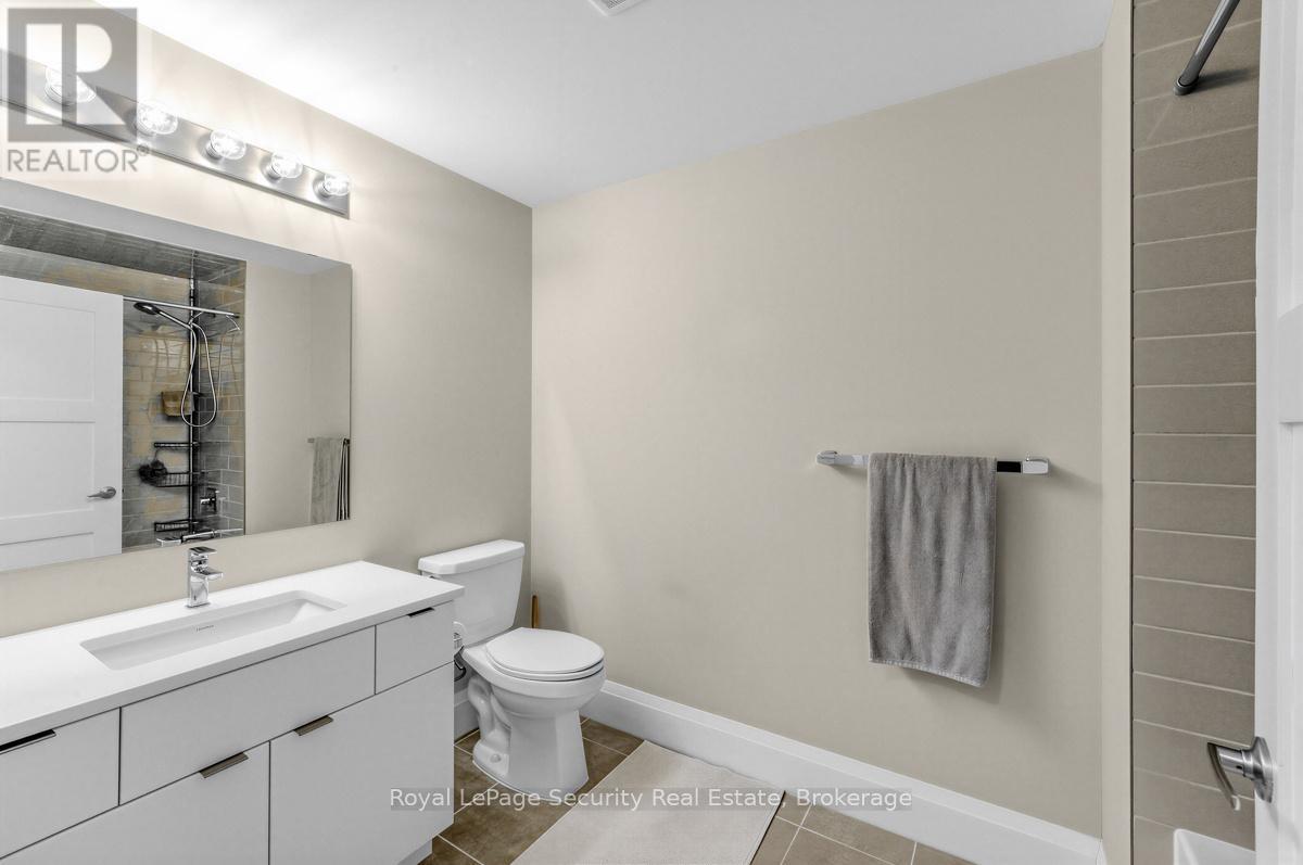 #807 73 ARTHUR STREET - 30