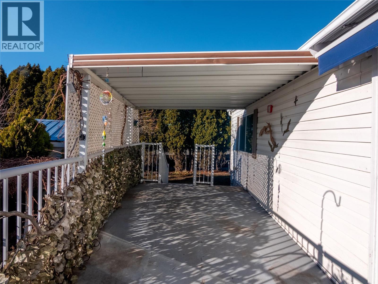 98 OKANAGAN Avenue E, Penticton