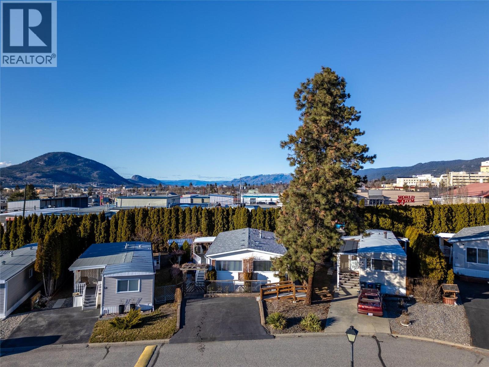 98 OKANAGAN Avenue E, Penticton