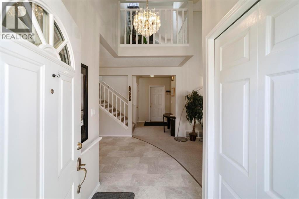 2, 5014 56 Street - Photo 4 of 20, Camrose, Alberta