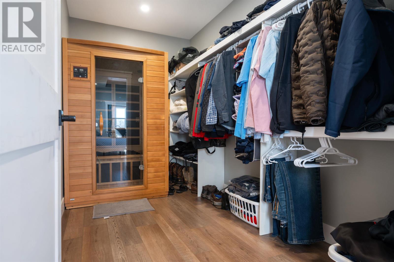 Property 21 of 49 of 136 Thompson Drive