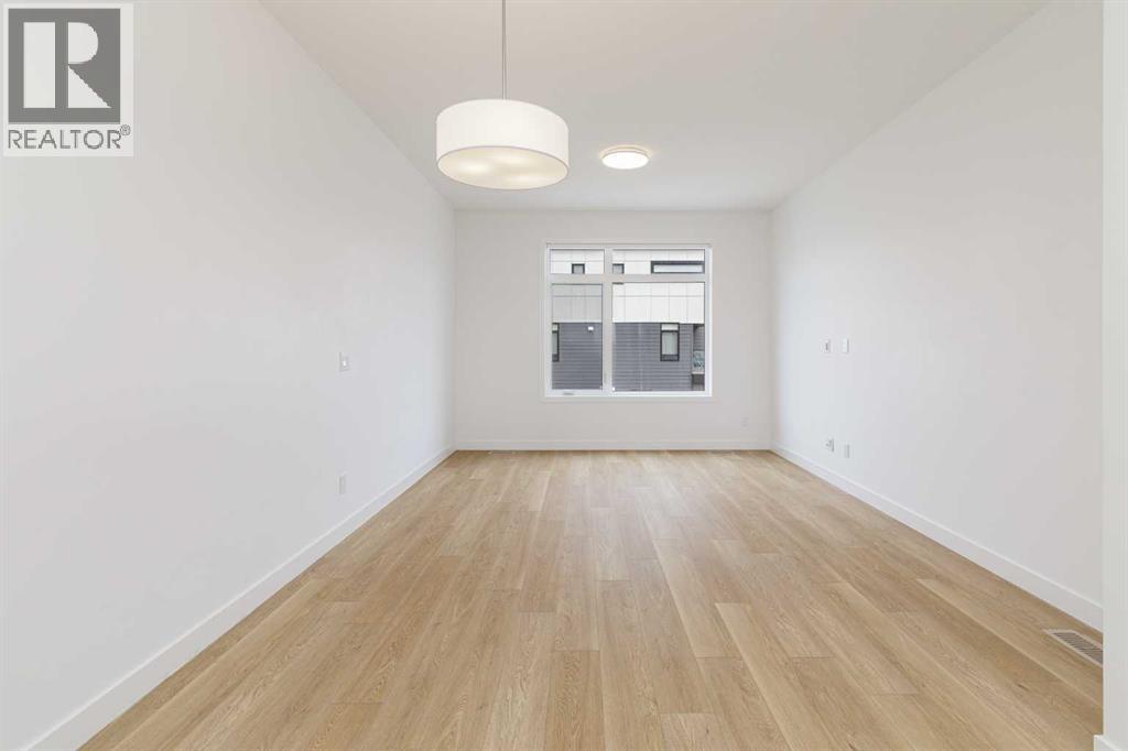 Single Family House for Sale in    Avenue SE Belvedere Calgary 