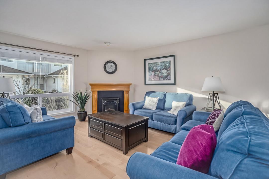 3 32640 MURRAY AVENUE - Photo 2 of 39, Abbotsford, British Columbia