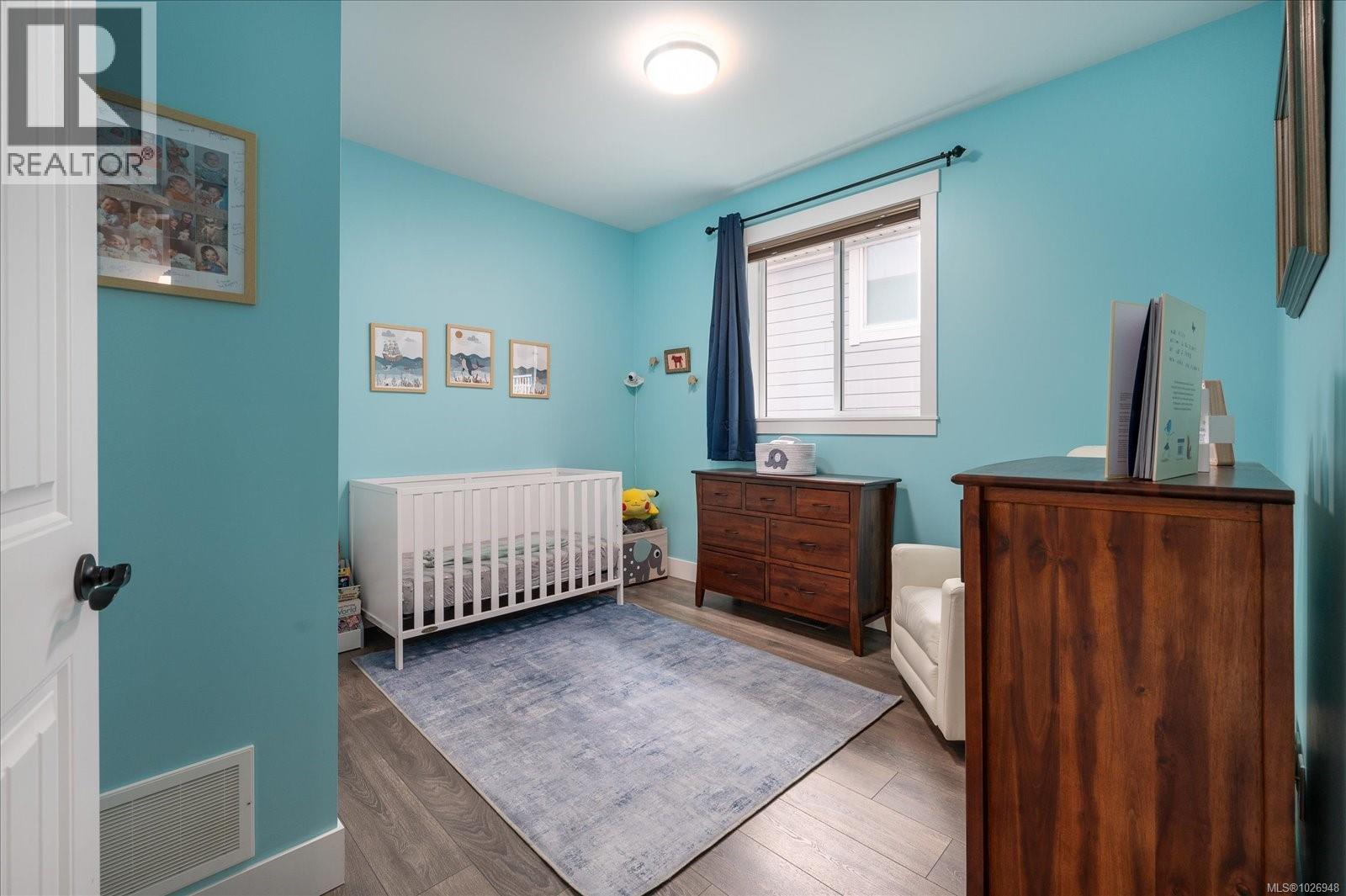 1335 LANGARA DR - 28