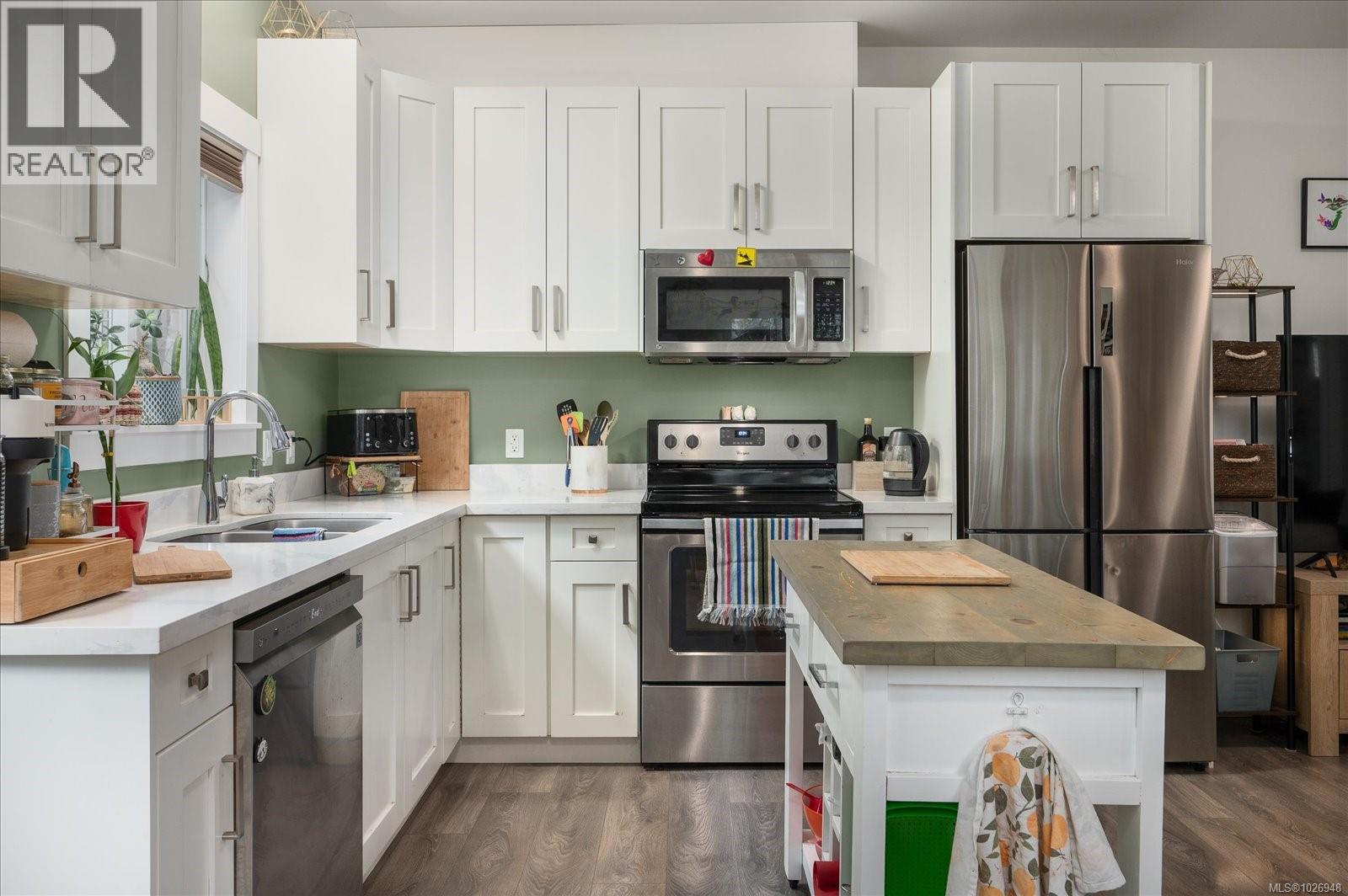 1335 LANGARA DR - 47