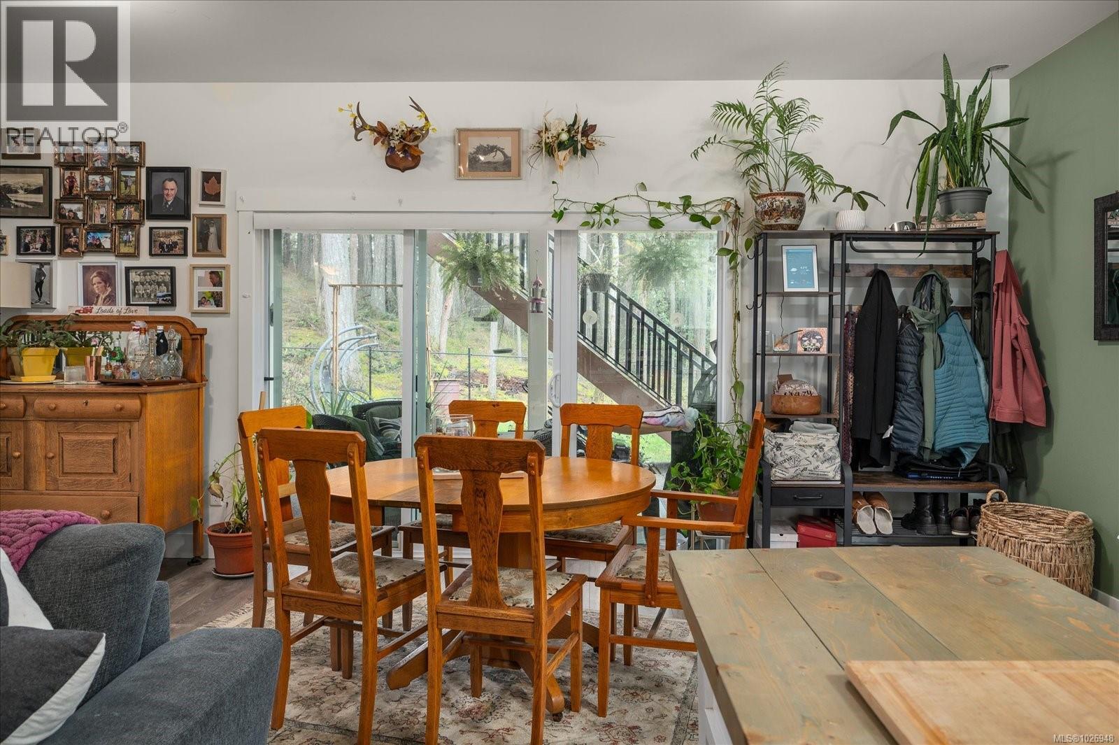 1335 LANGARA DR - 48