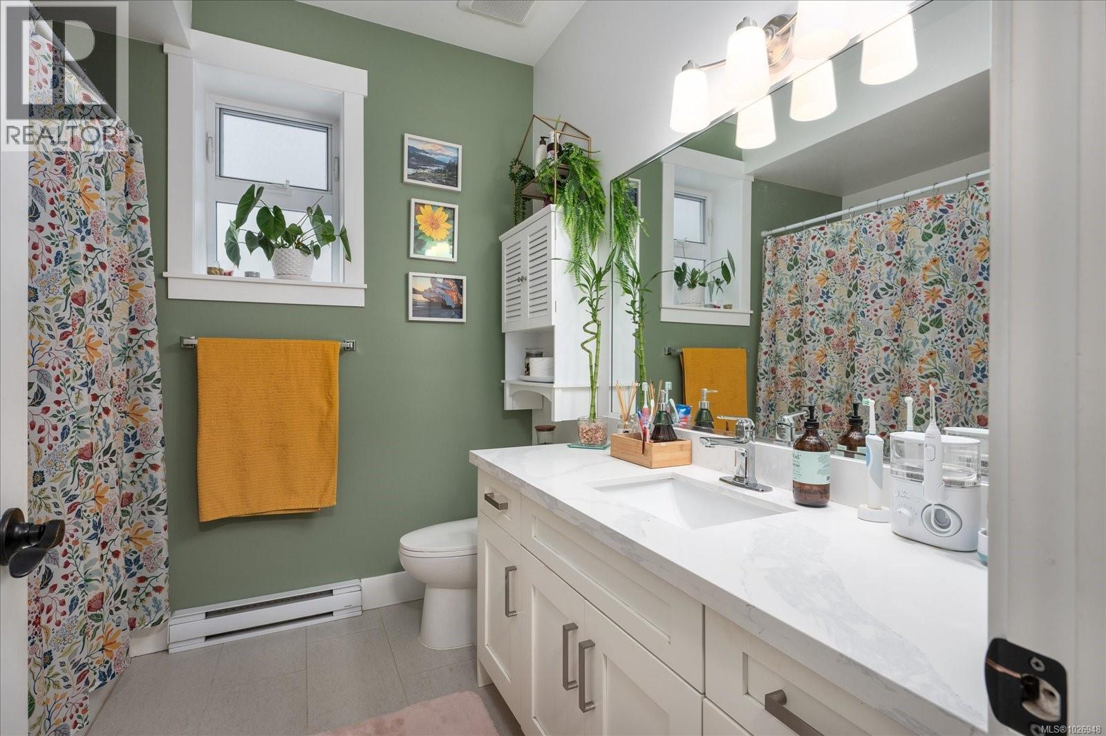 1335 LANGARA DR - 54