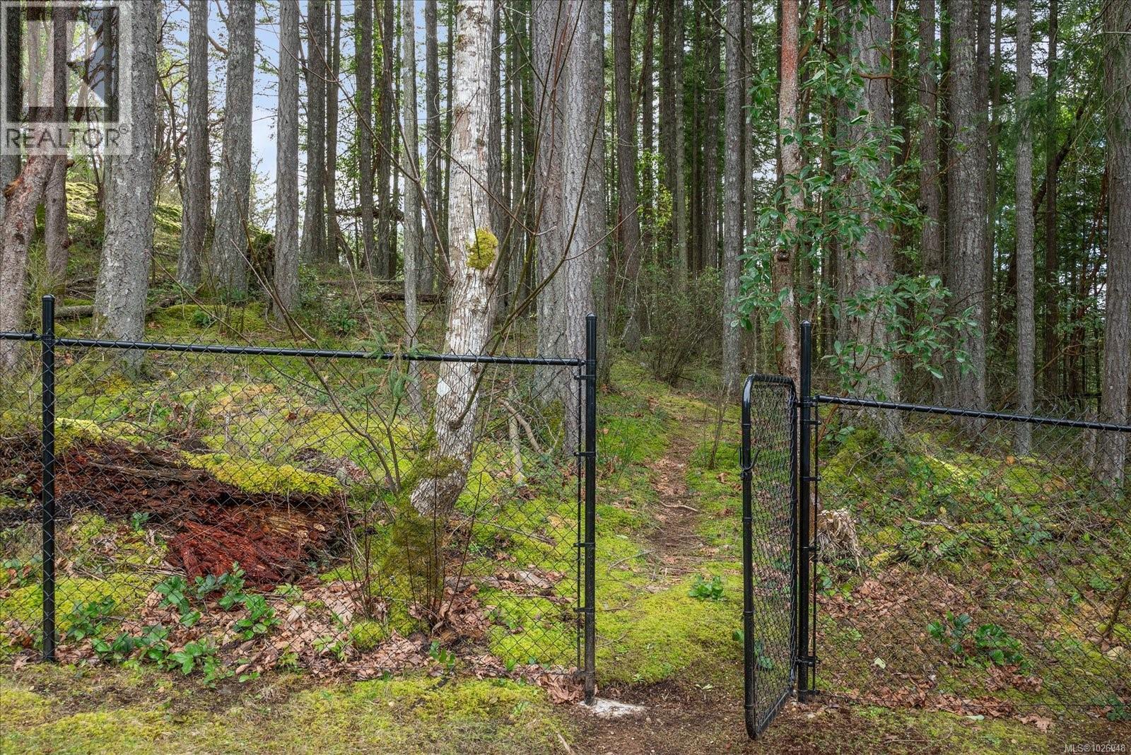 1335 LANGARA DR - 60