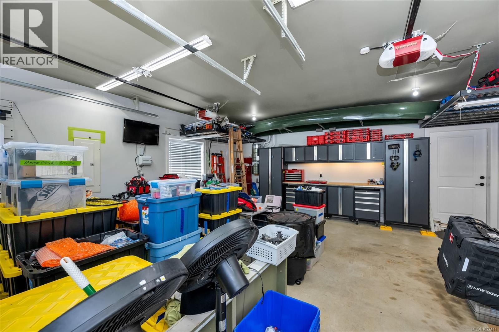  2180 Harrow Gate, Langford