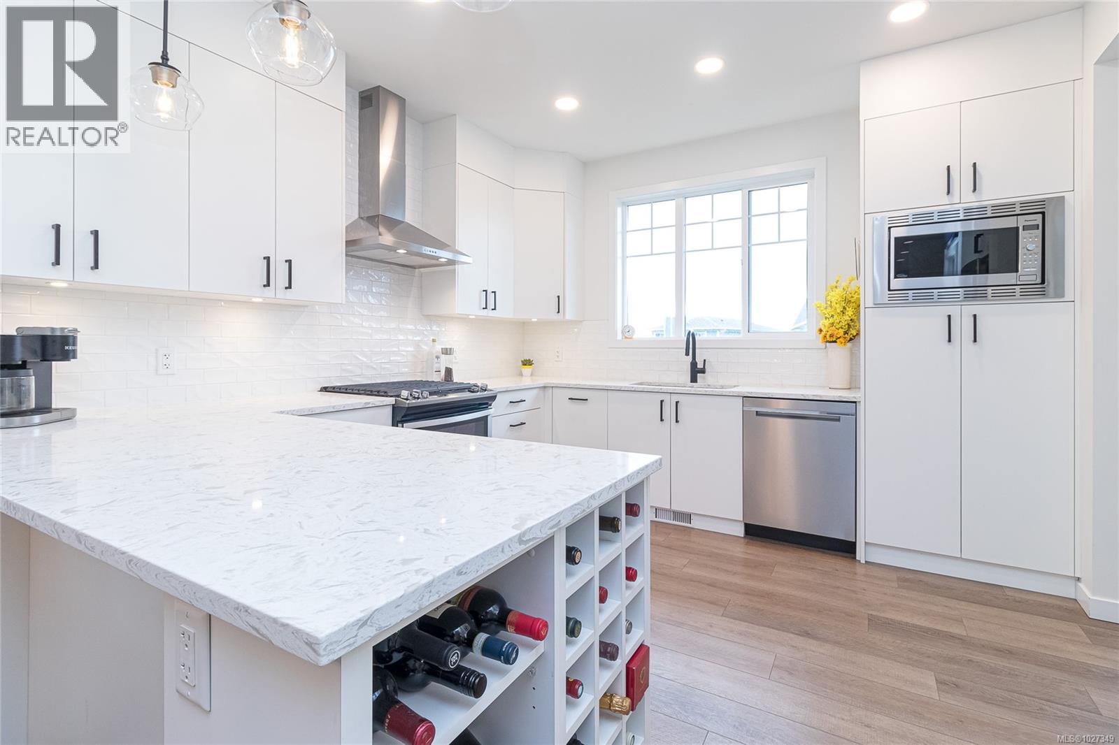 228 Caspian Dr - 13