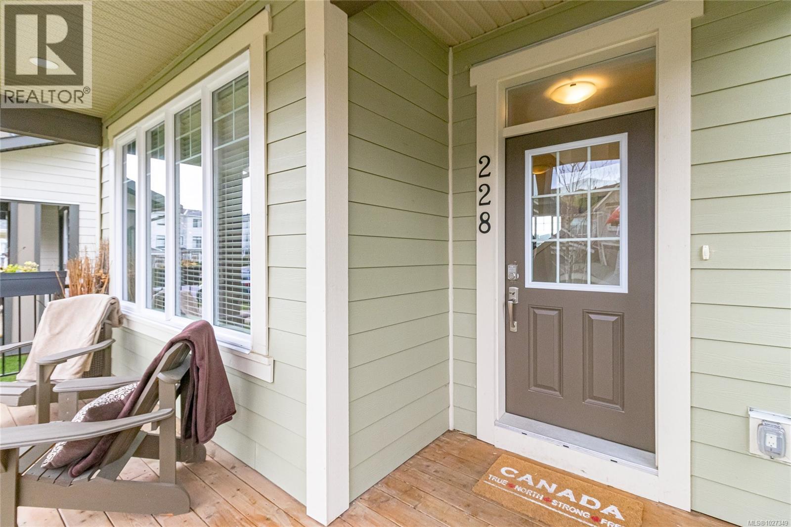 228 Caspian Dr - 4