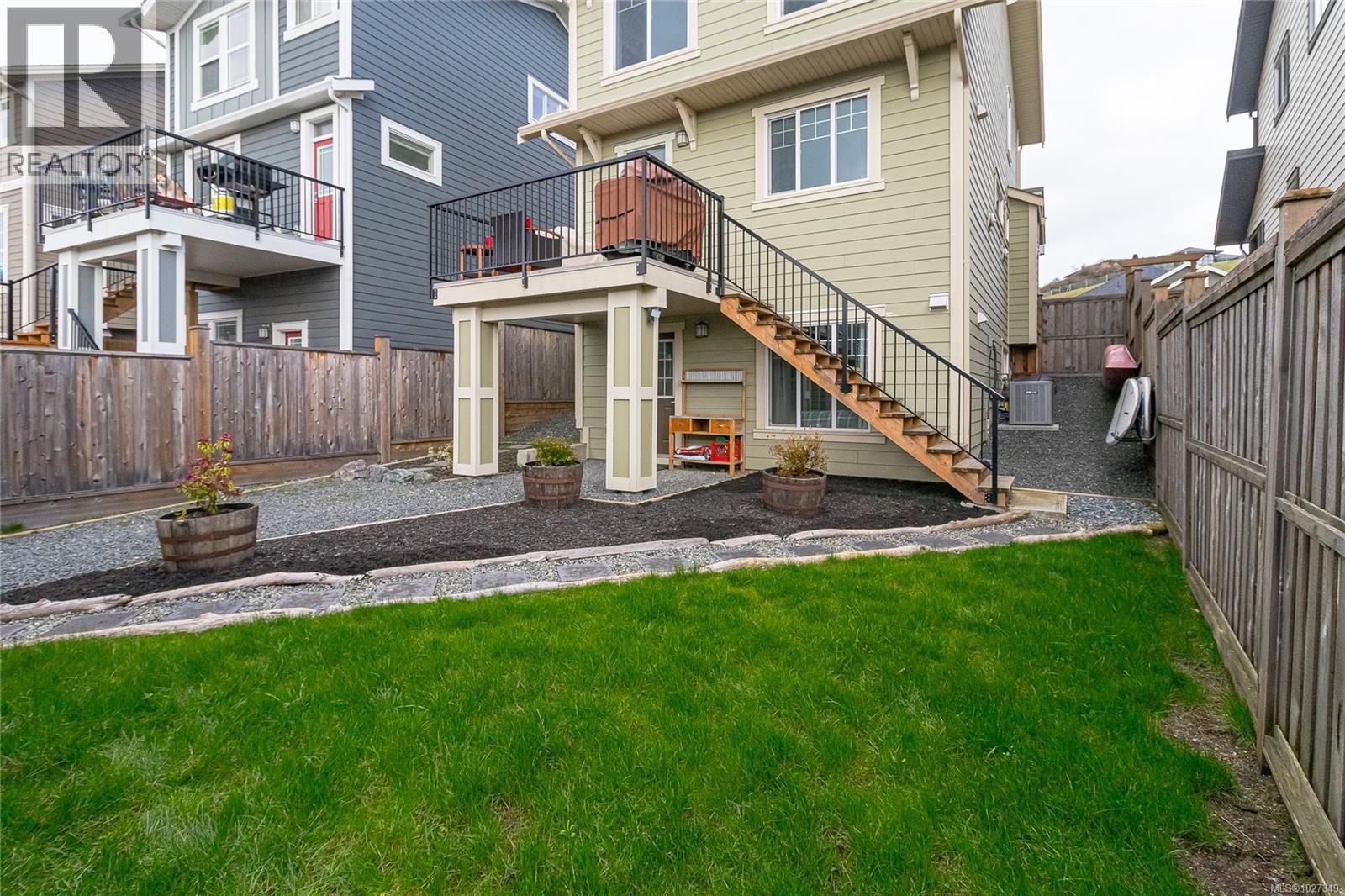 228 Caspian Dr - 44