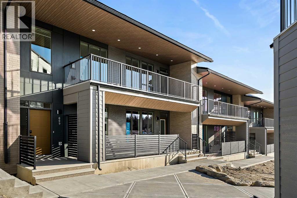 
          611 Sovereign Common Southwest
            <br/>
            <span>Calgary</span>
            , 
            <span>AB</span>
             <span>T3C3Y3</span>
         - Photo 38