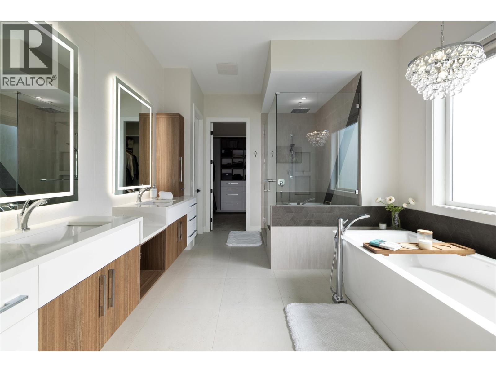 5650 The Edge Place Unit# 111, Kelowna