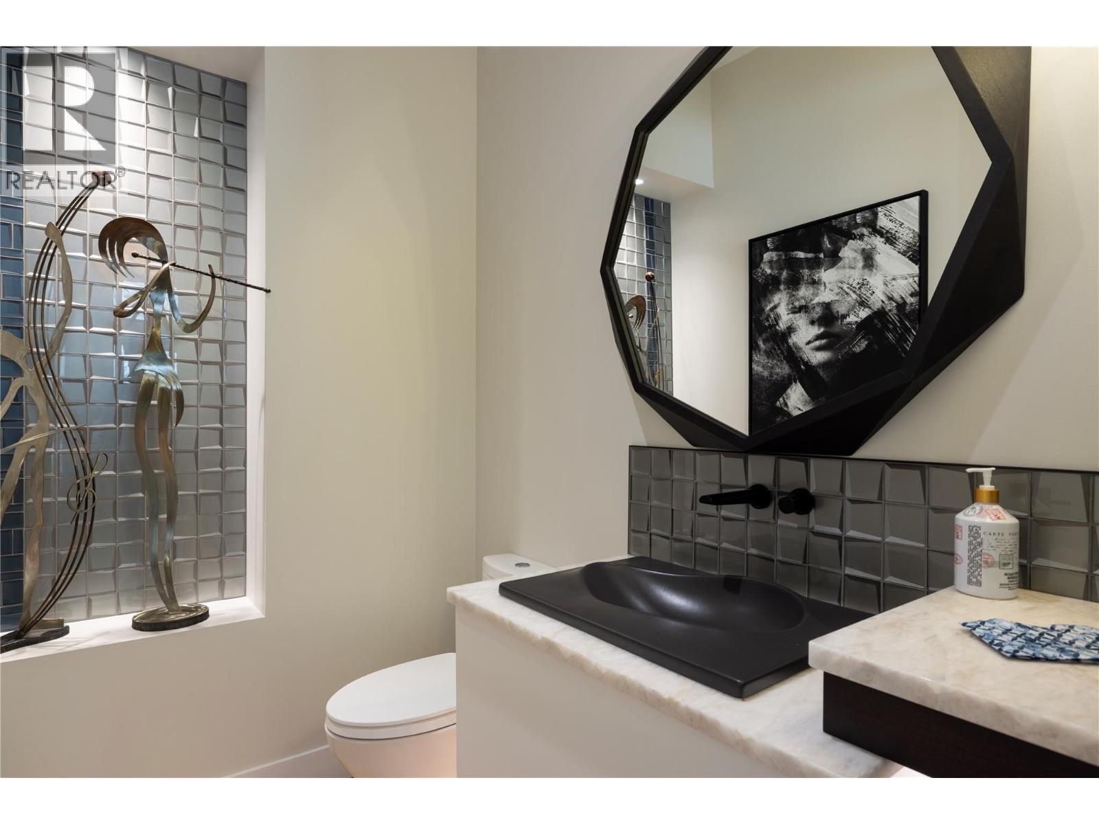 5650 The Edge Place Unit# 111, Kelowna