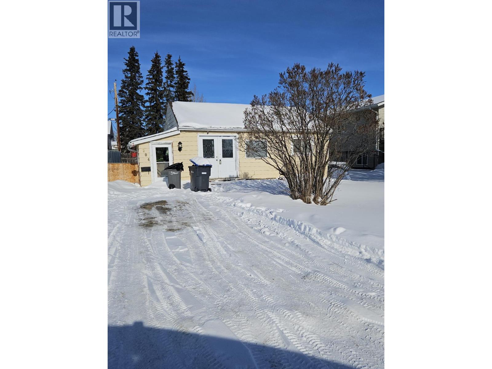 304 100 Avenue, Dawson Creek