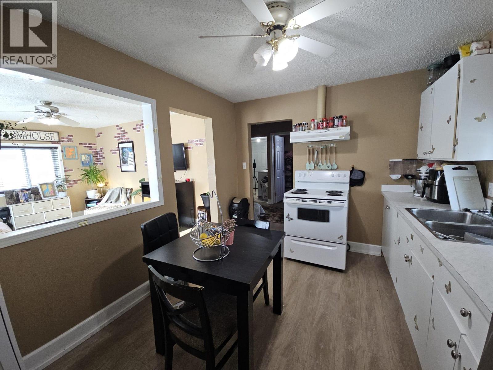 304 100 Avenue, Dawson Creek