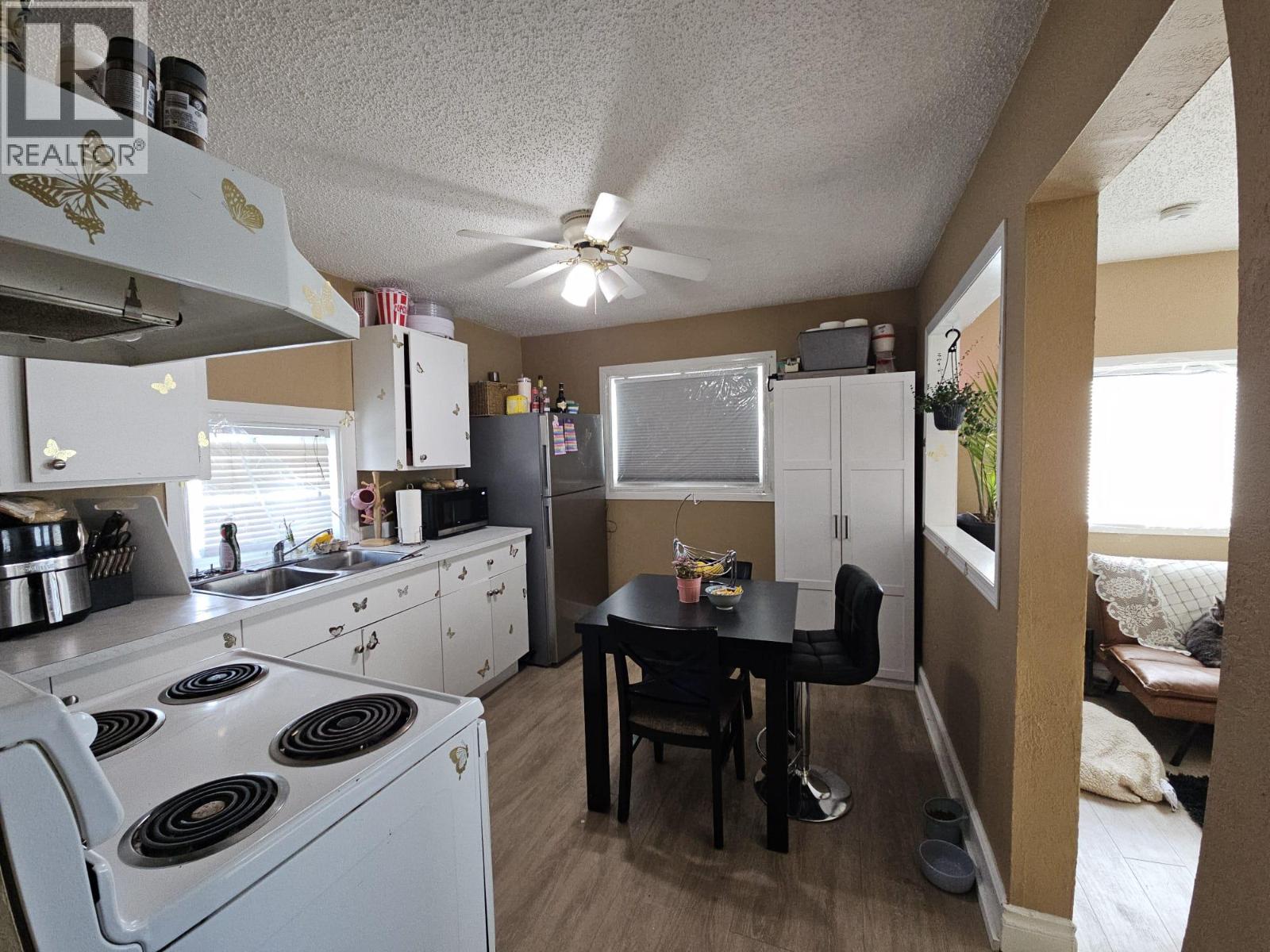 304 100 Avenue, Dawson Creek