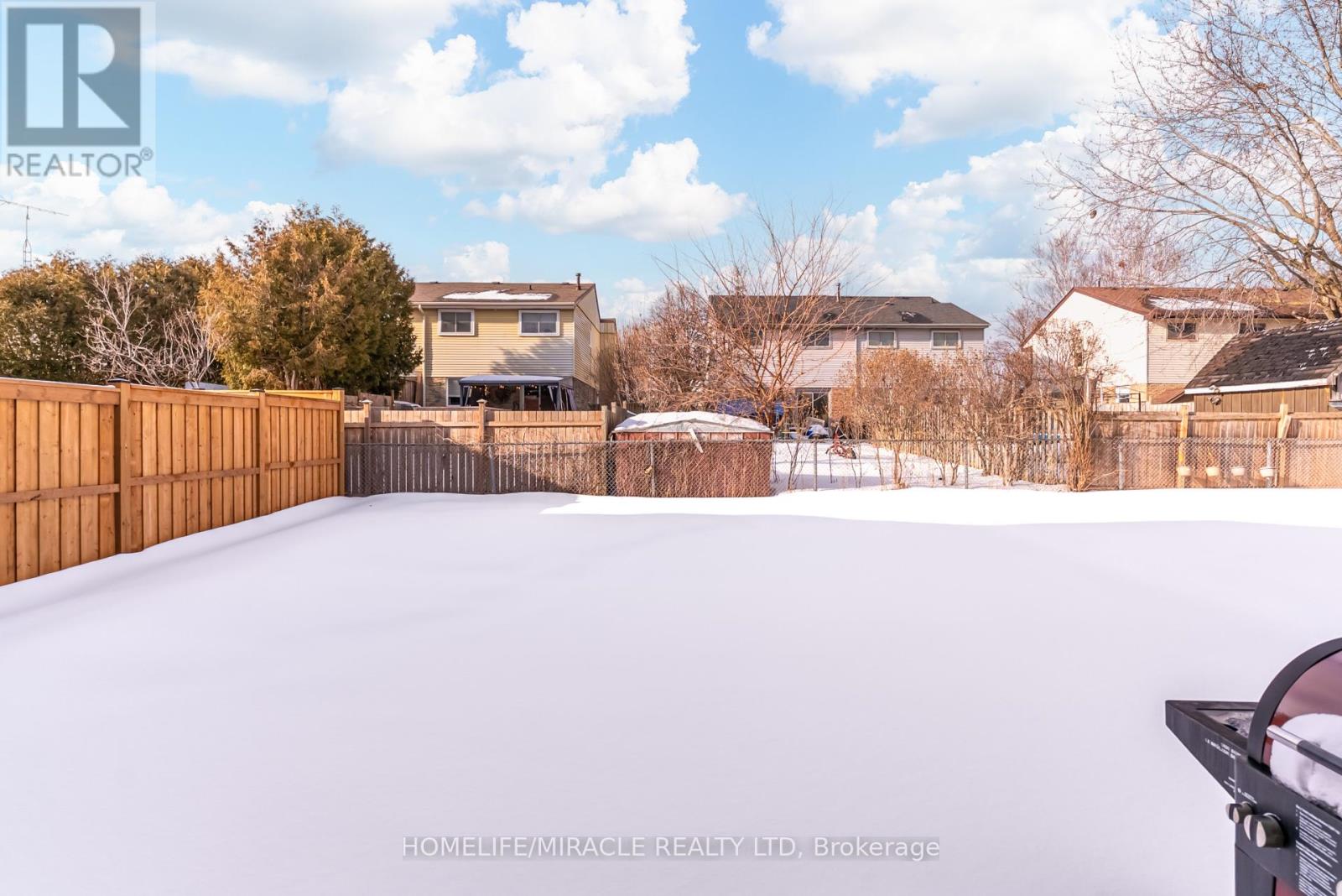 283 FLEETWOOD DRIVE - 40