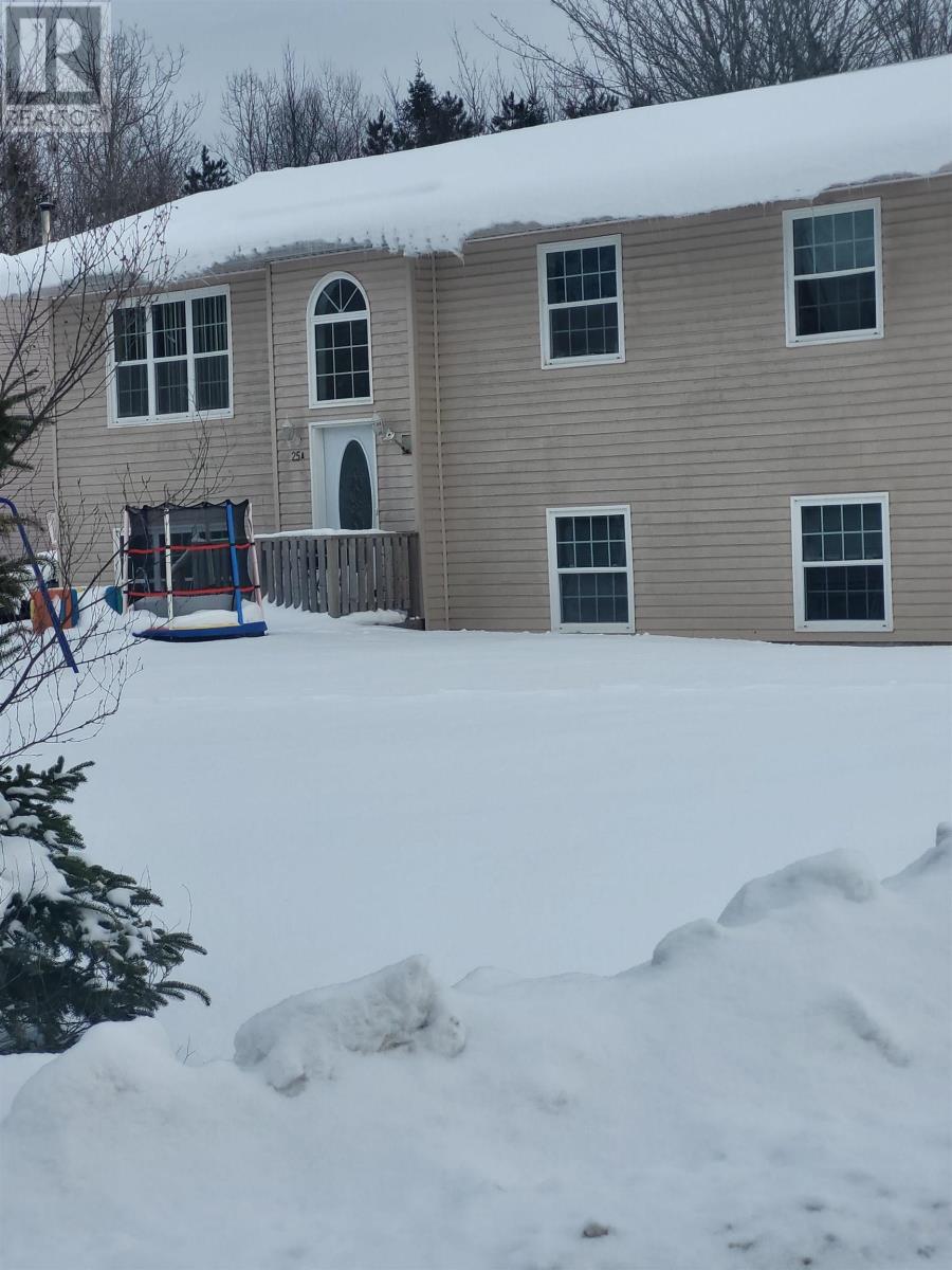 25 Annabelle Drive - Photo 2 of 5, Truro Heights, Nova Scotia