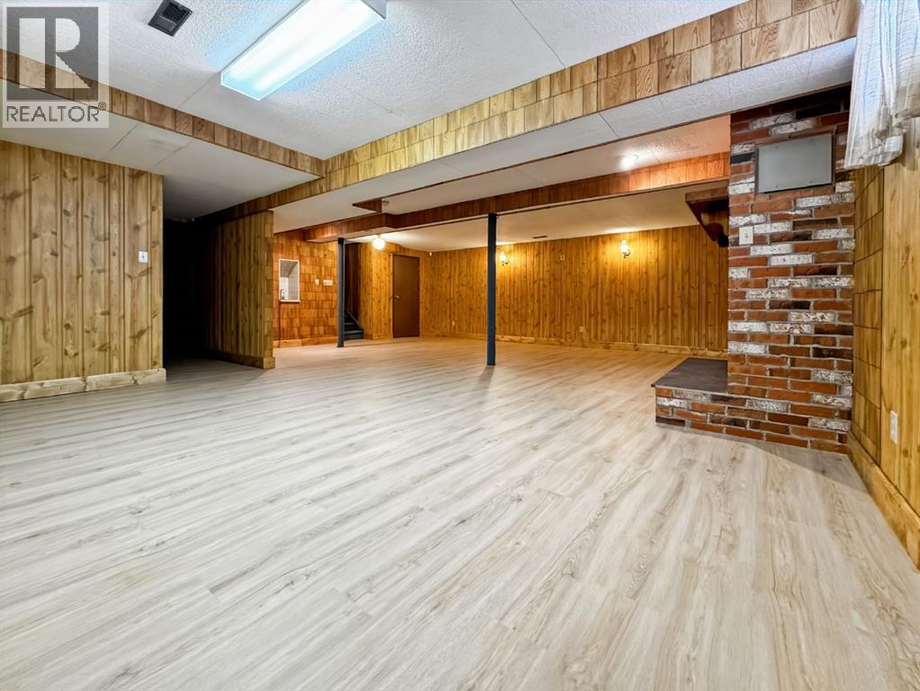 
          4504 45 Street
            <br/>
            <span>Mayerthorpe</span>
            , 
            <span>AB</span>
             <span>T0E1N0</span>
         - Photo 23