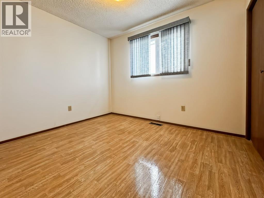 
          4504 45 Street
            <br/>
            <span>Mayerthorpe</span>
            , 
            <span>AB</span>
             <span>T0E1N0</span>
         - Photo 21