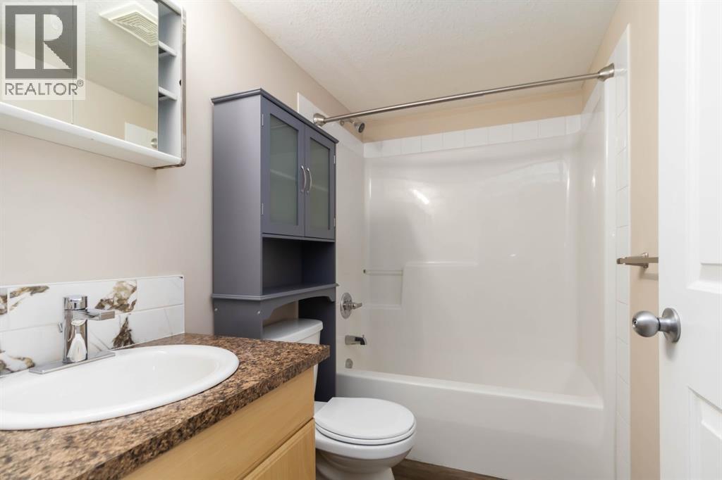 9604 Manning Avenue, Fort McMurray