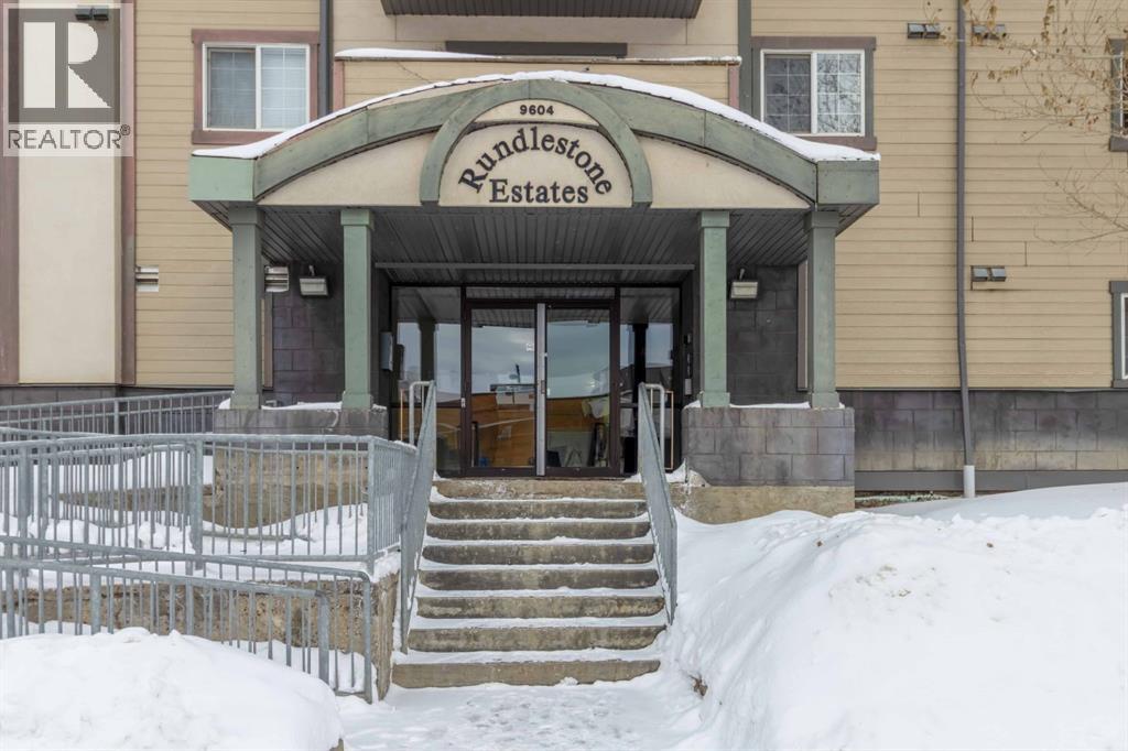 310, 9604 Manning Avenue - Photo 2 of 25, Fort McMurray, Alberta