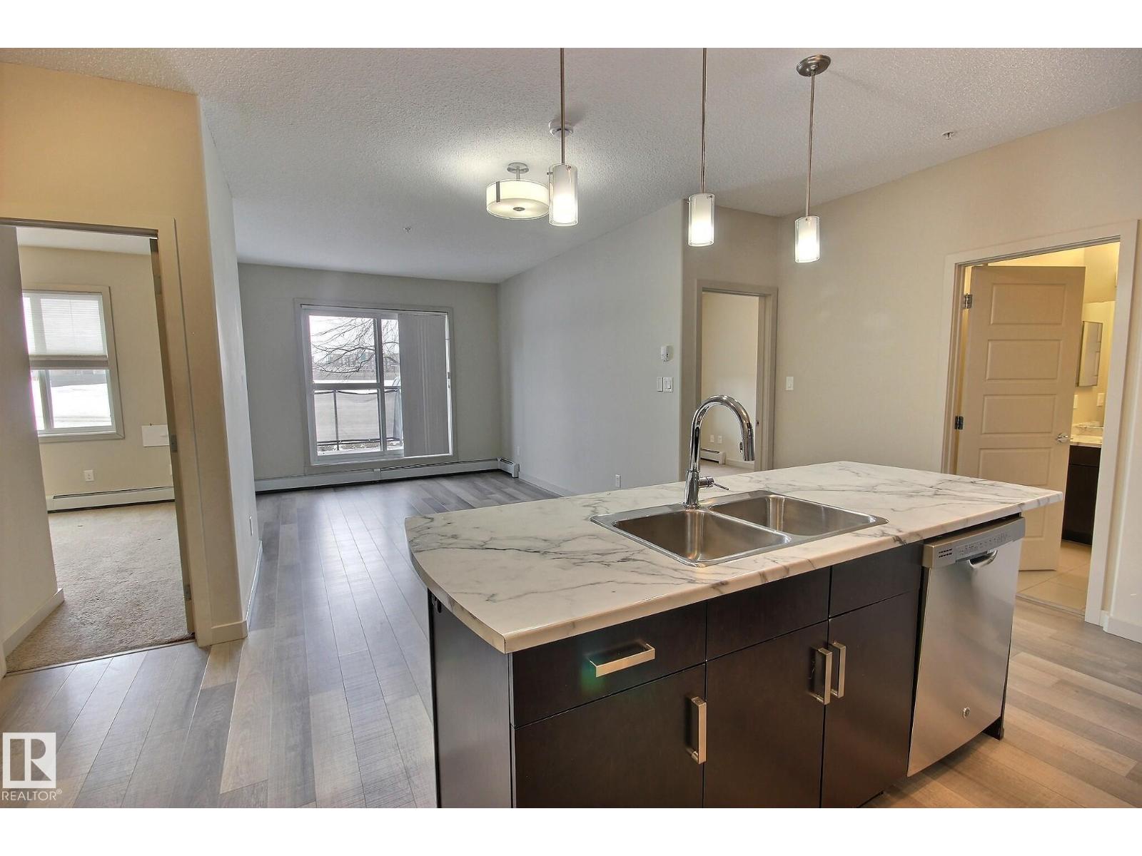 #104 320 AMBLESIDE LINK LI SW - Photo 4 of 21, Edmonton, Alberta