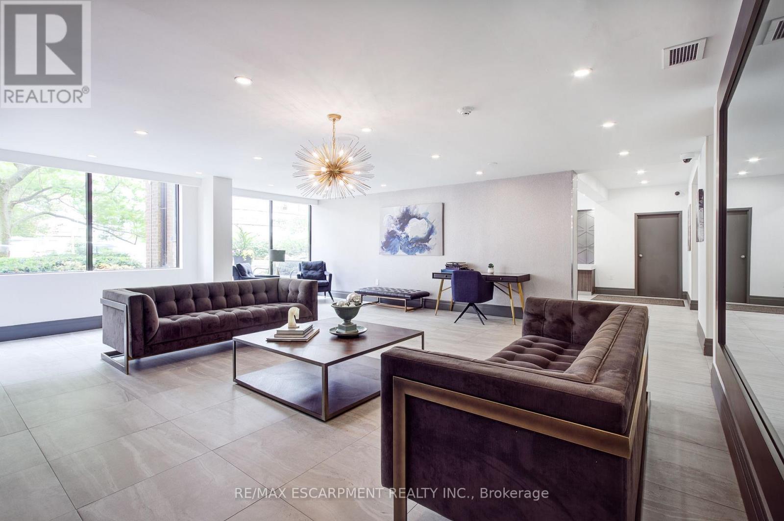 306 - 1270 MAPLE CROSSING BOULEVARD - Photo 4 of 38, Burlington (Brant), Ontario