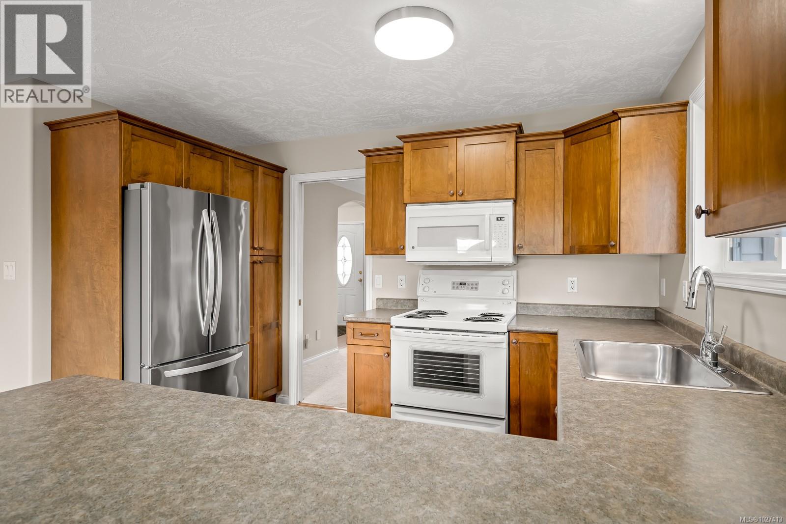 1291 Ridgemount Dr, Comox