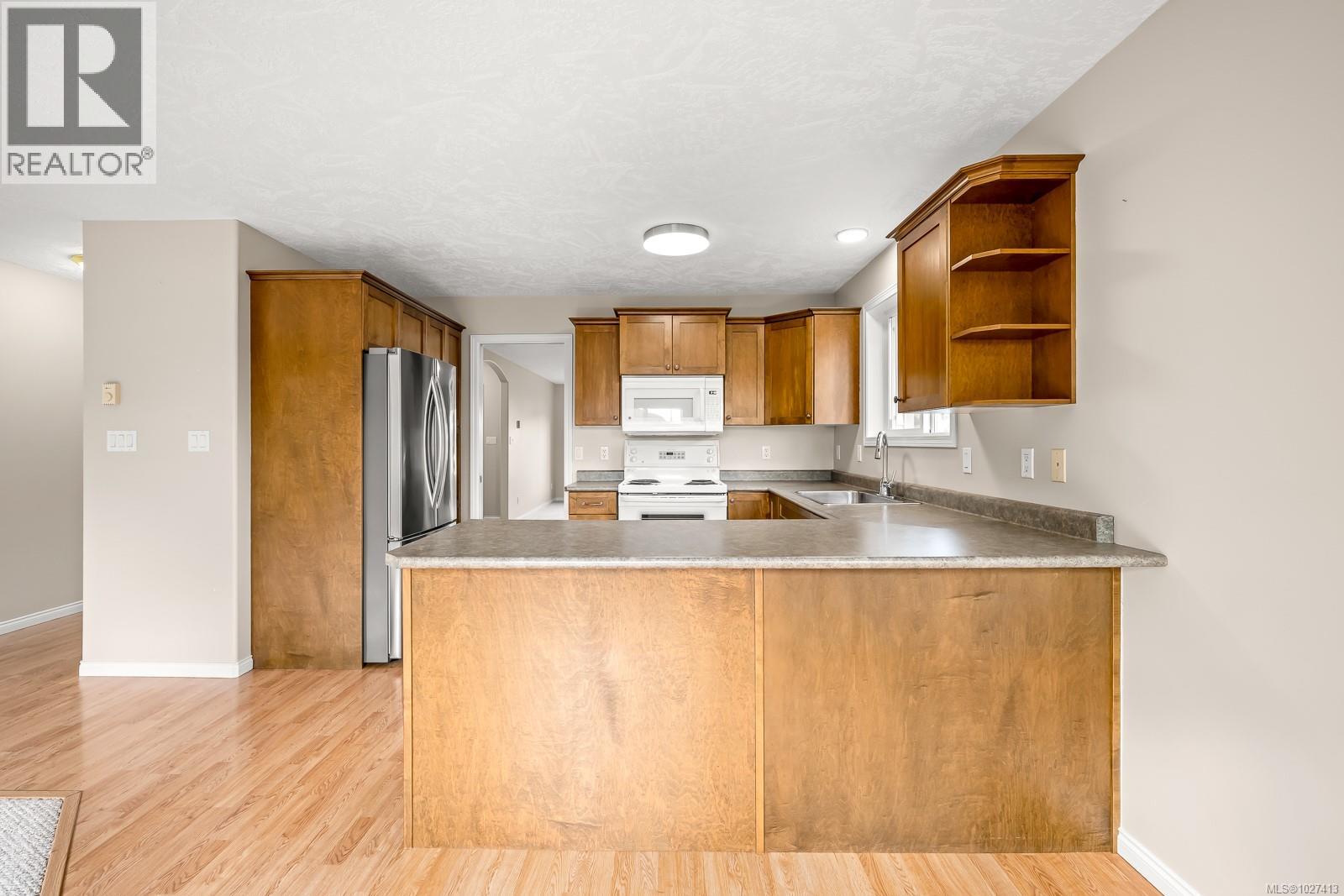 1291 Ridgemount Dr, Comox