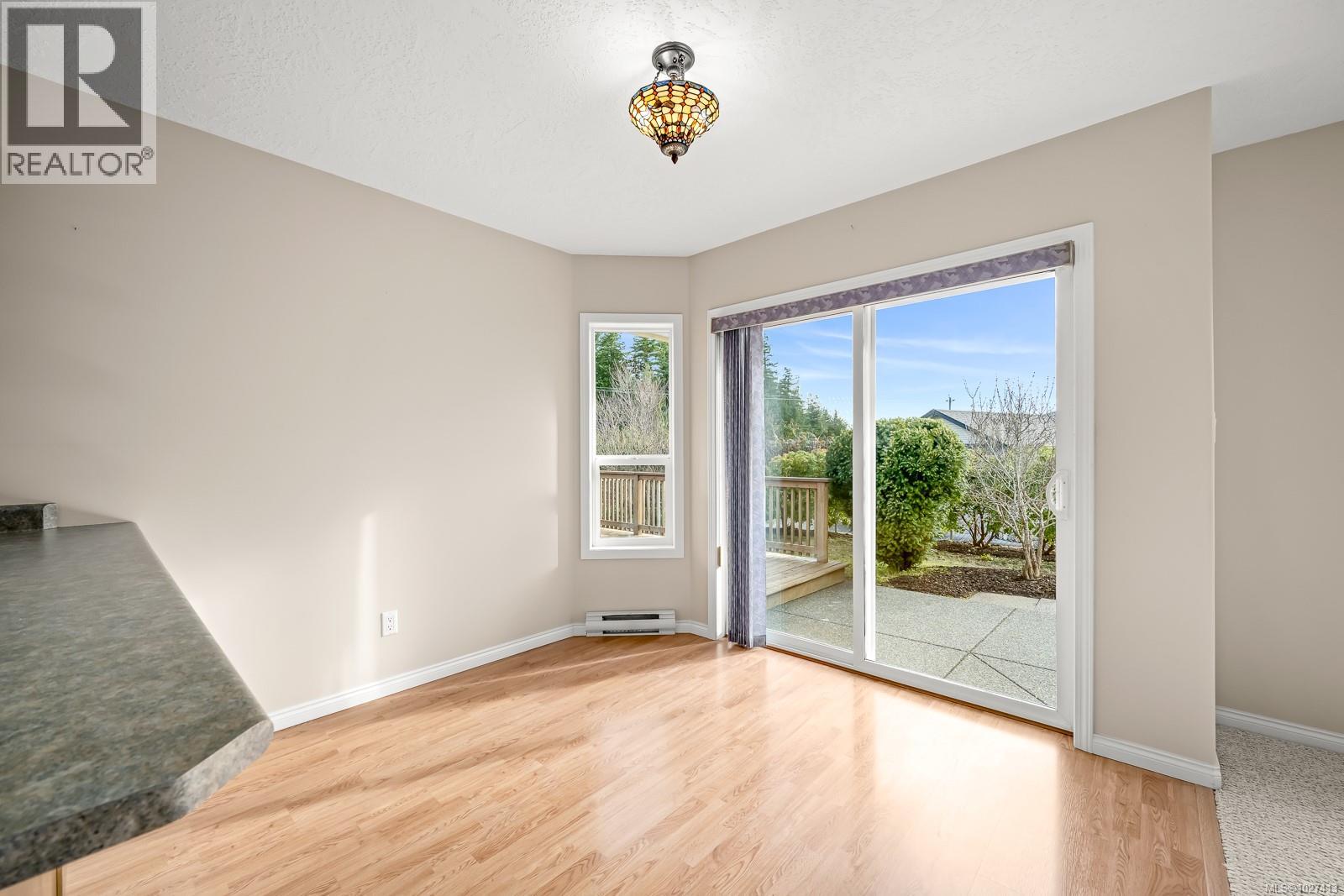 1291 Ridgemount Dr, Comox