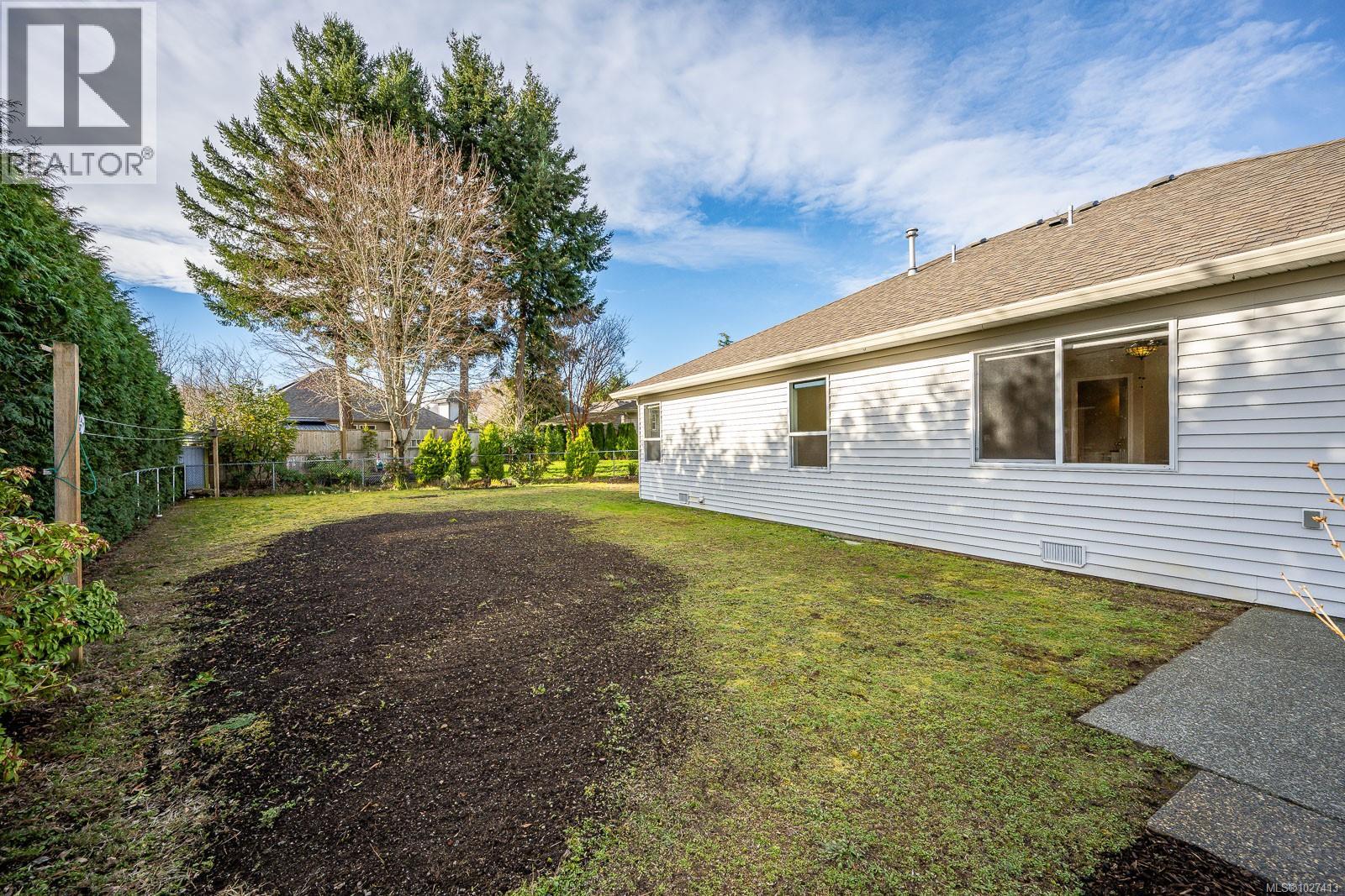 1291 Ridgemount Dr, Comox