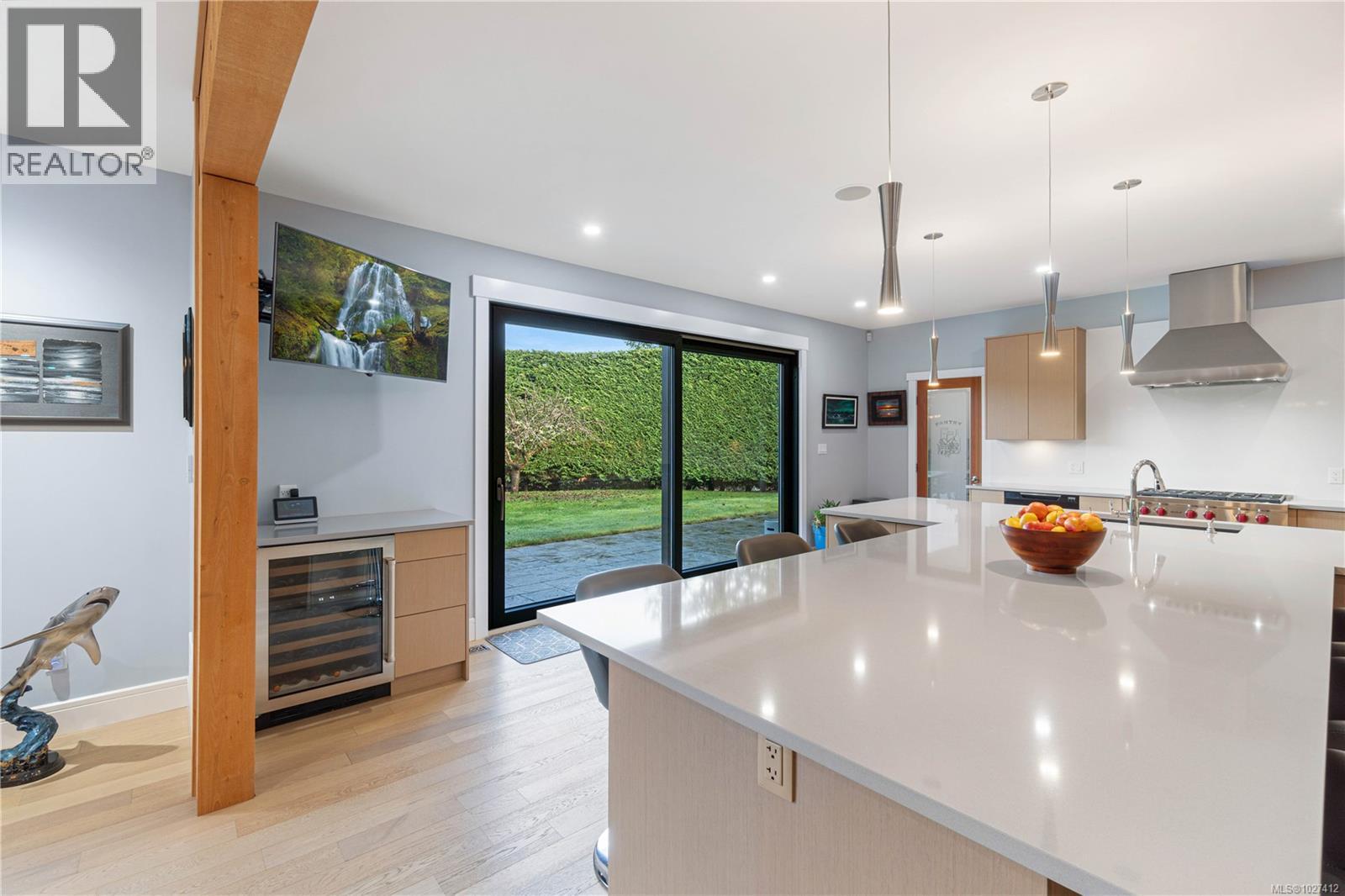 915 Rivers Edge Dr, Nanoose Bay